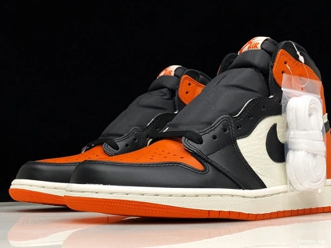 Jordan 1 AQ0818-158 x Off-Louis Air AJ1 OW 0731